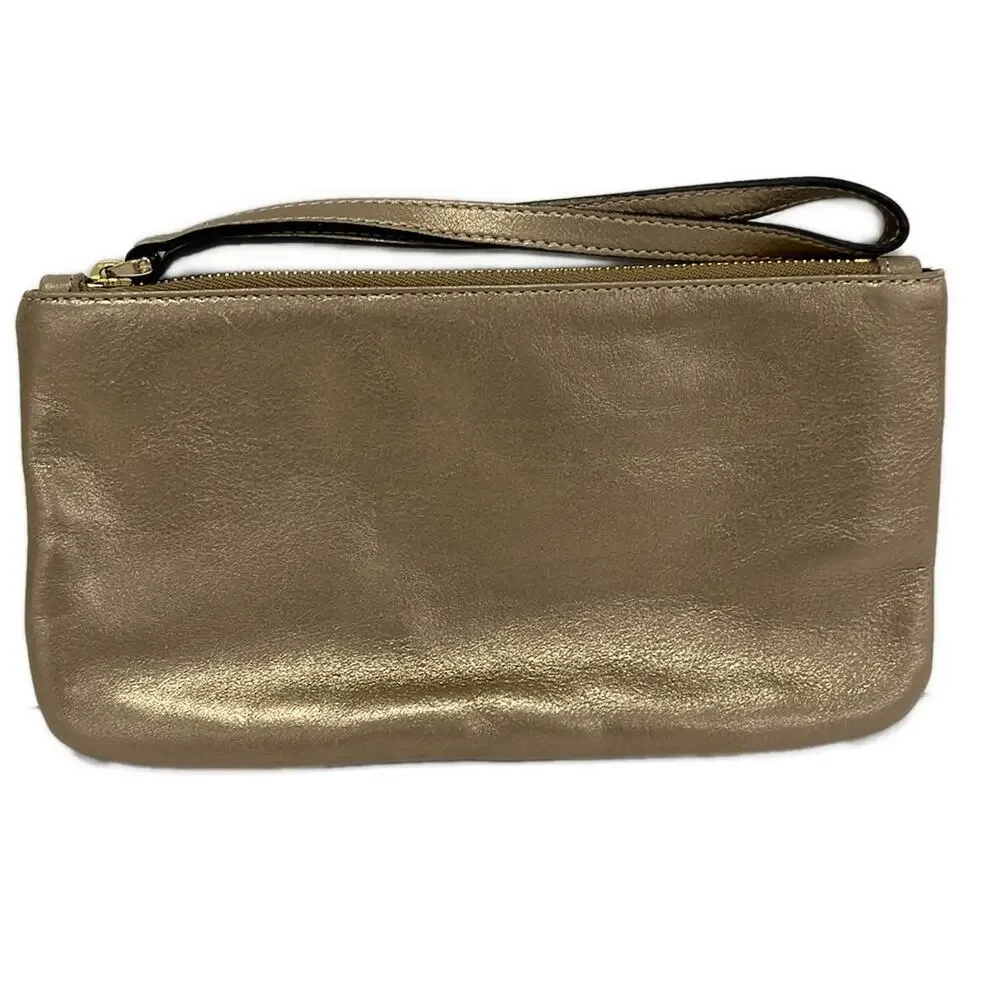 Valentino Garavani Pouch